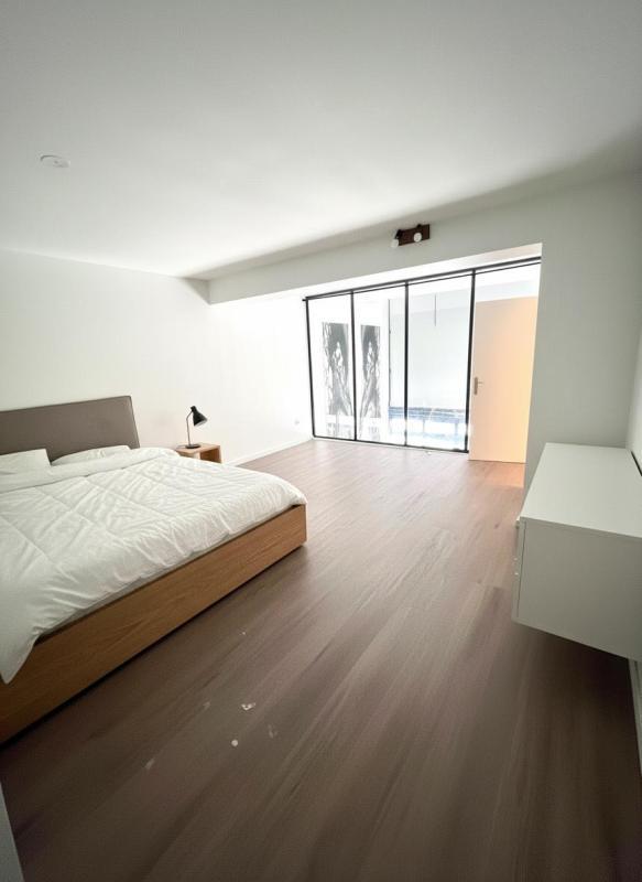 Duplex - 181 m² - 7 pièces