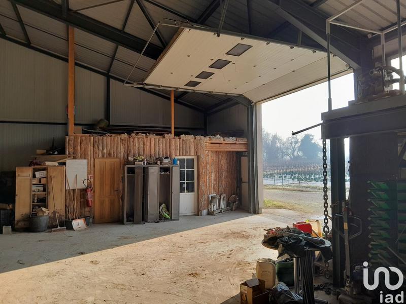 Local commercial - 1 200 m²