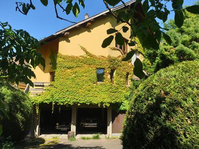 Maison - 293 m² - 9 pièces