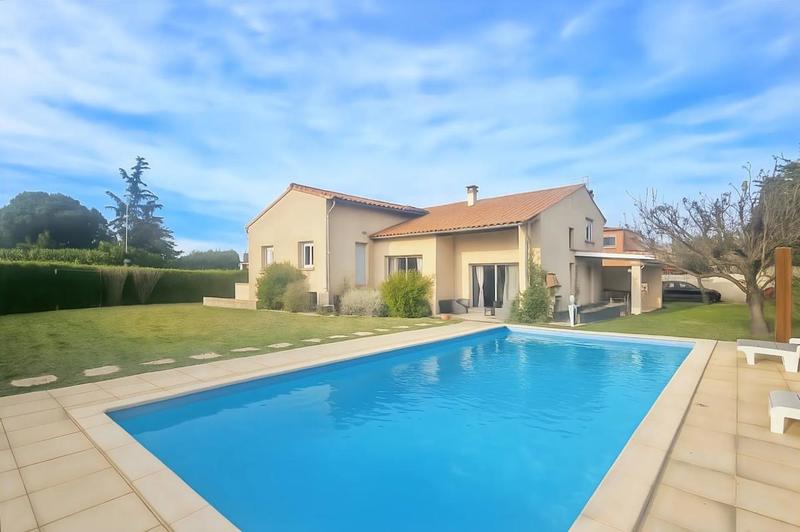 Maison - 185 m² - 6 pièces