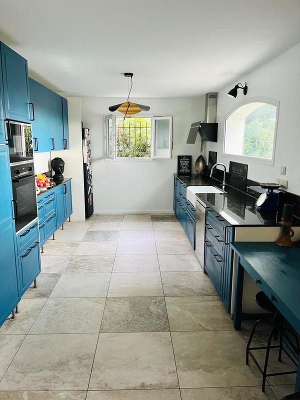 Villa - 220 m² - 7 pièces