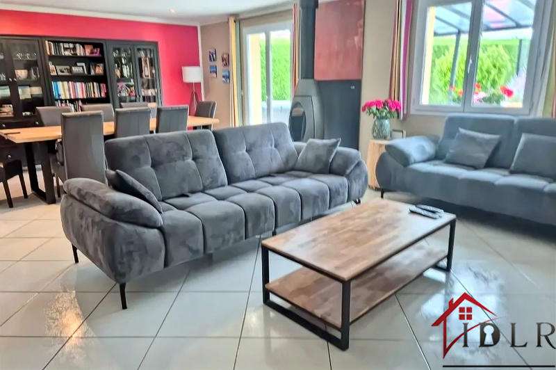 Maison - 176 m² - 7 pièces