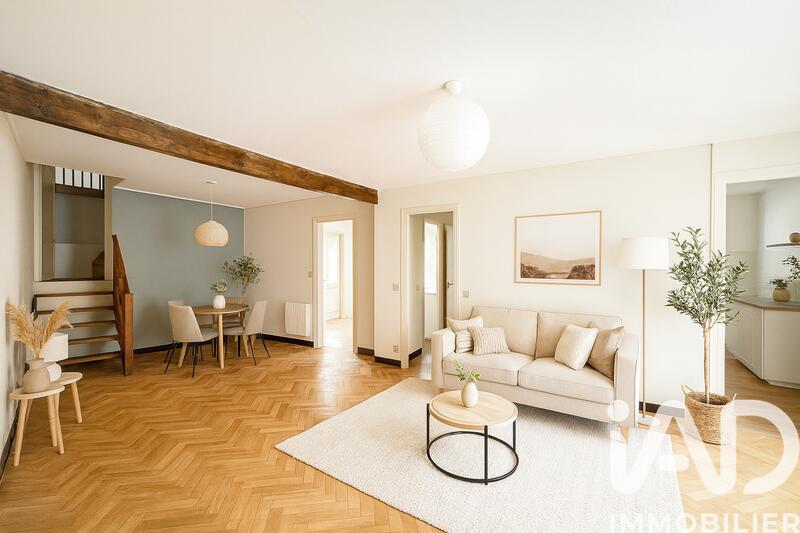 Maison - 185 m² - 7 pièces