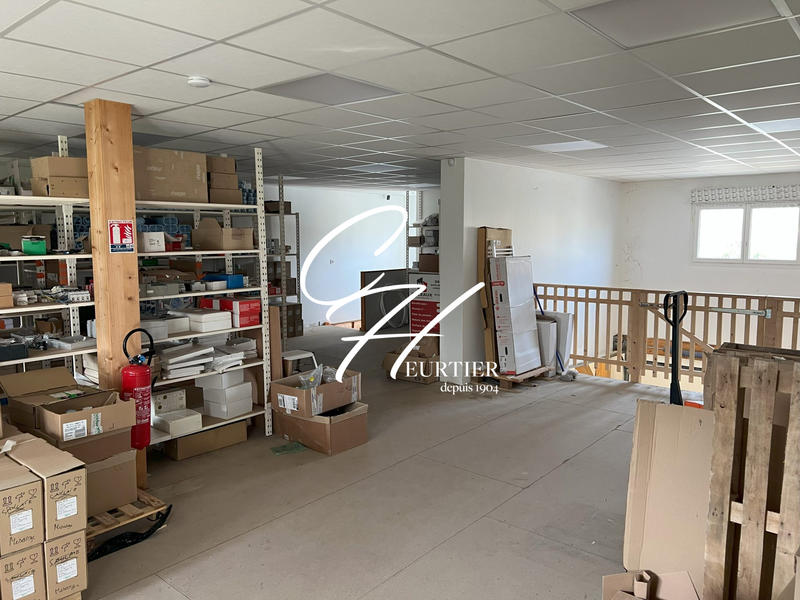 Local d'activités - 400 m²