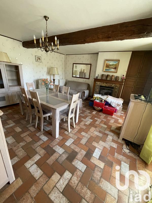 Maison - 121 m² - 8 pièces