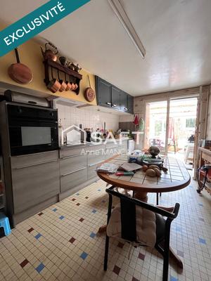 Maison de village - 105 m² - 6 pièces