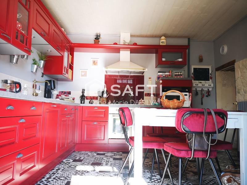 Maison - 140 m² - 7 pièces