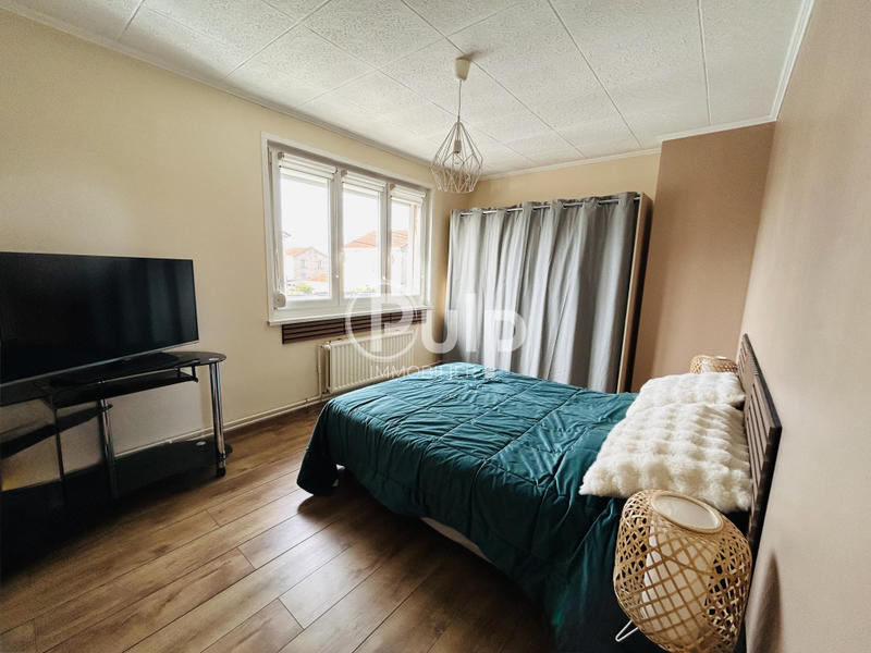 Maison - 90 m² - 6 pièces