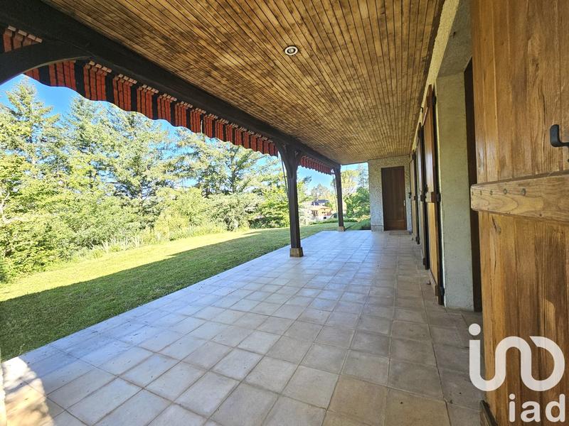 Maison - 137 m² - 5 pièces