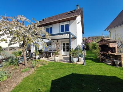 Maison en pierre - 160 m² - 9 pièces