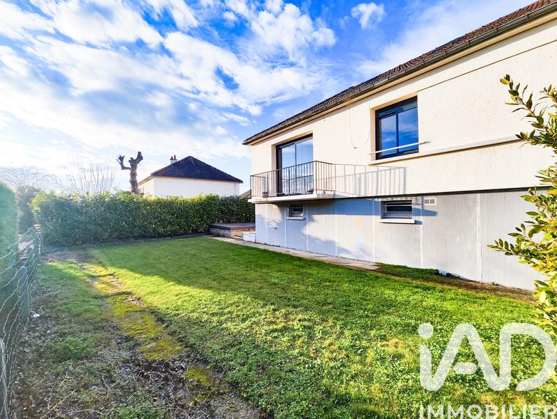 Maison - 137 m² - 6 pièces