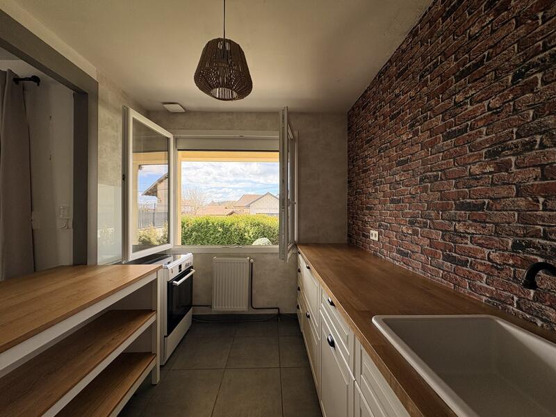 Maison - 90 m² - 4 pièces