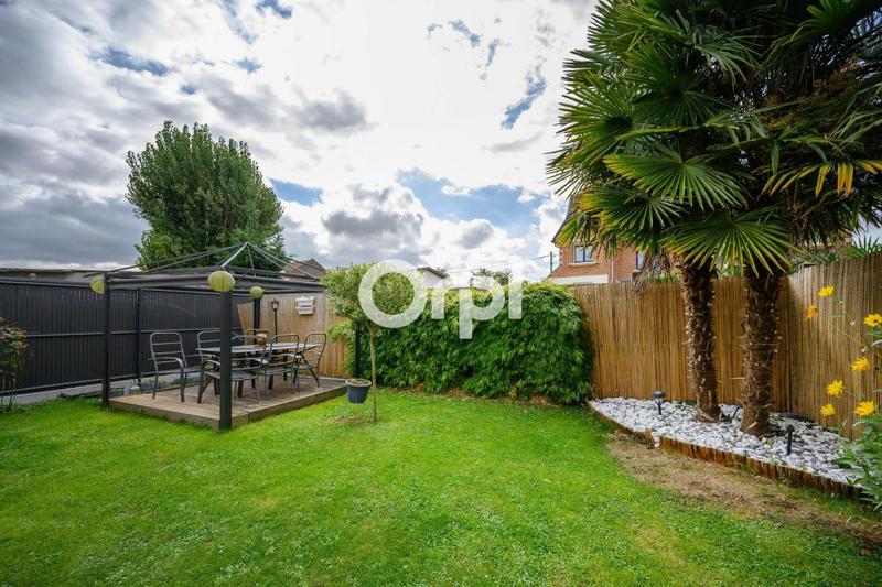 Maison - 93 m² - 4 pièces