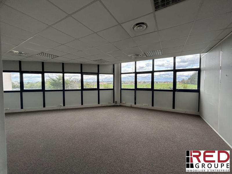 Bureau - 183 m²
