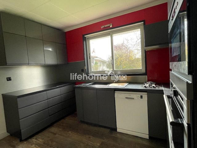 Maison - 93 m² - 4 pièces