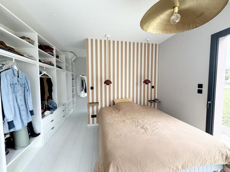 Pavillon - 144 m² - 4 pièces