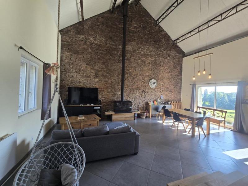 Corps de ferme - 223 m² - 8 pièces