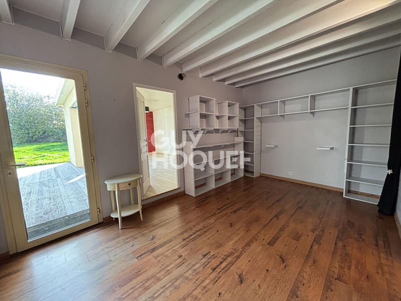 Maison - 209 m² - 7 pièces