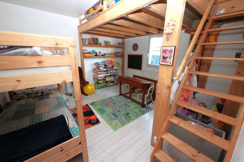 Maison - 143 m² - 7 pièces