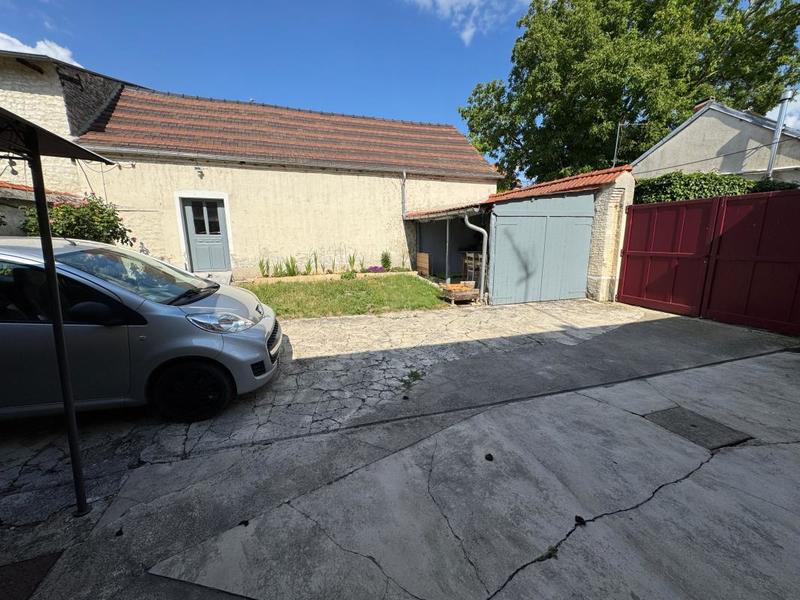 Maison - 145 m² - 5 pièces