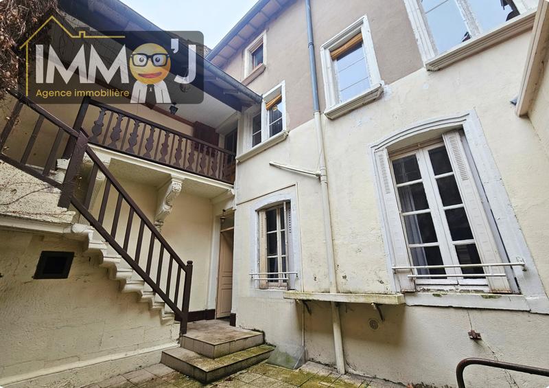 Immeuble - 224 m² - 7 pièces