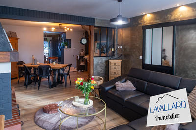 Maison - 170 m² - 8 pièces