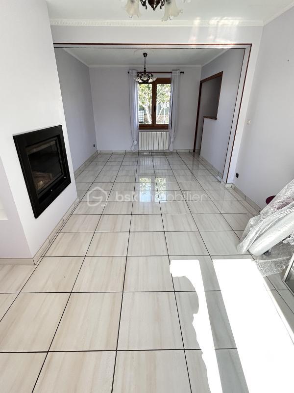 Pavillon - 100 m² - 5 pièces