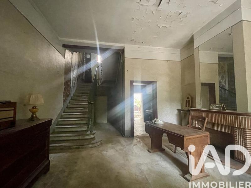 Maison - 317 m² - 12 pièces