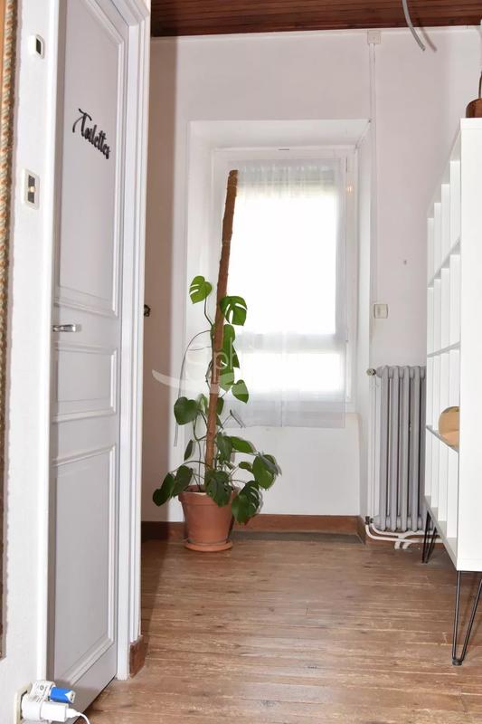 Maison - 248 m² - 10 pièces