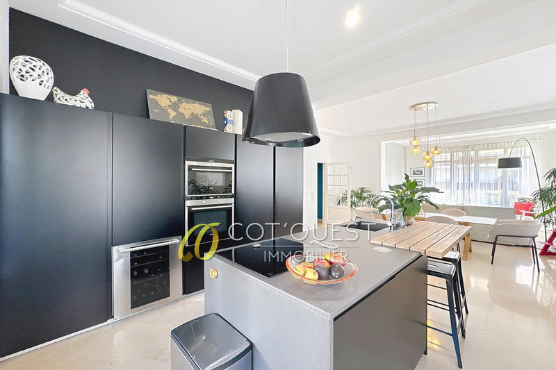 Appartement - 110 m² - 4 pièces