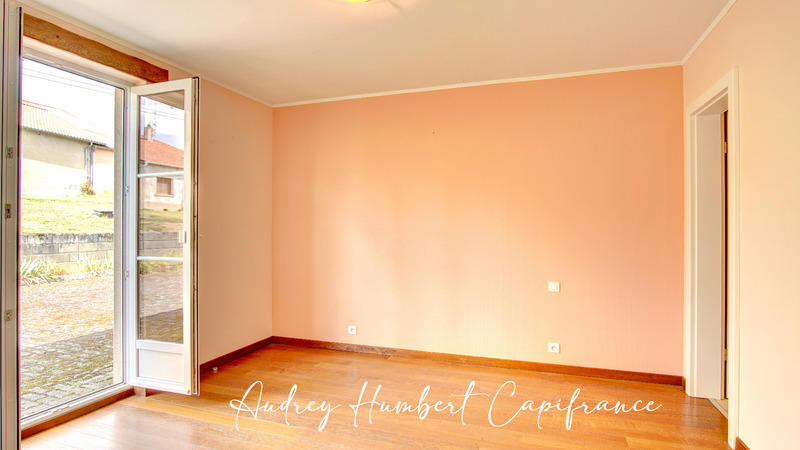 Maison - 228 m² - 7 pièces