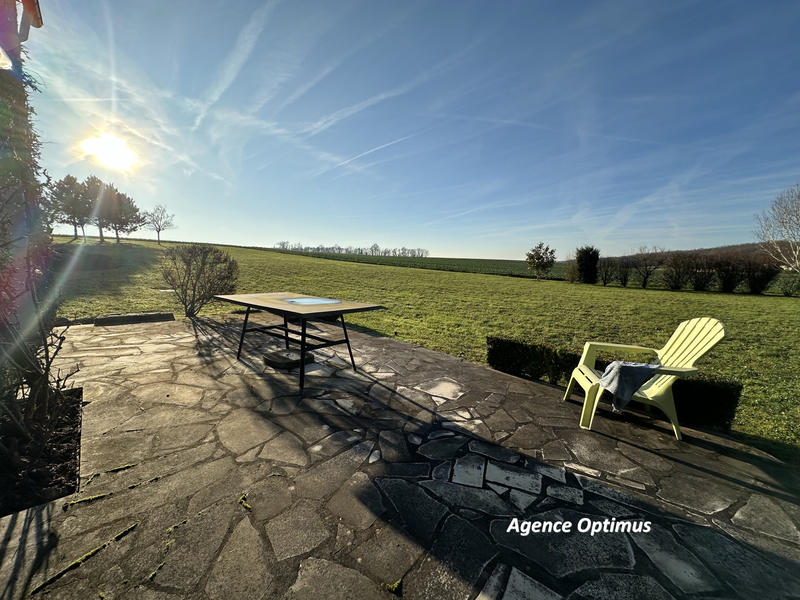 Propriété - 232 m² - 7 pièces