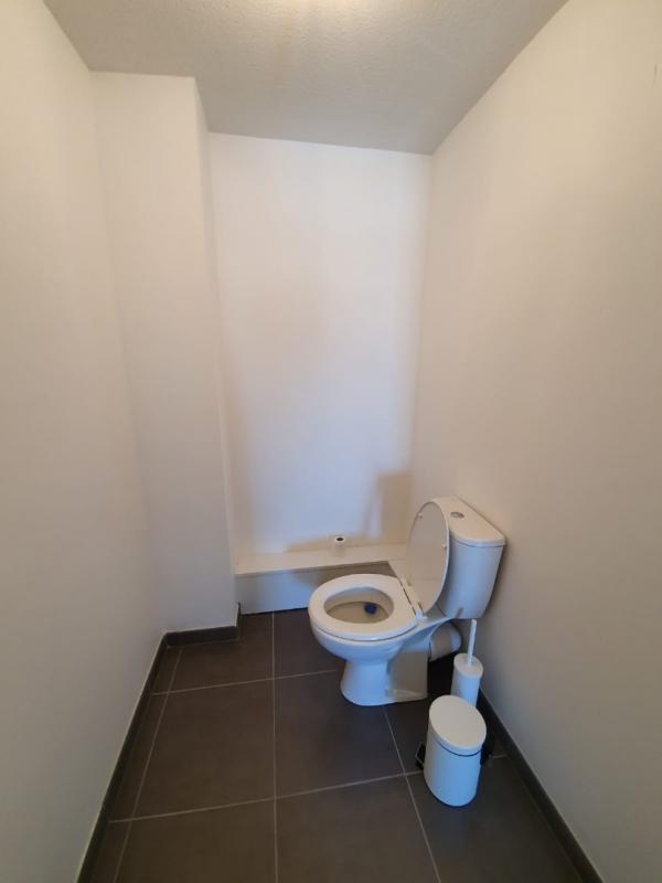 Appartement - 95 m² - 5 pièces