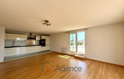 Appartement - 91 m² - 3 pièces