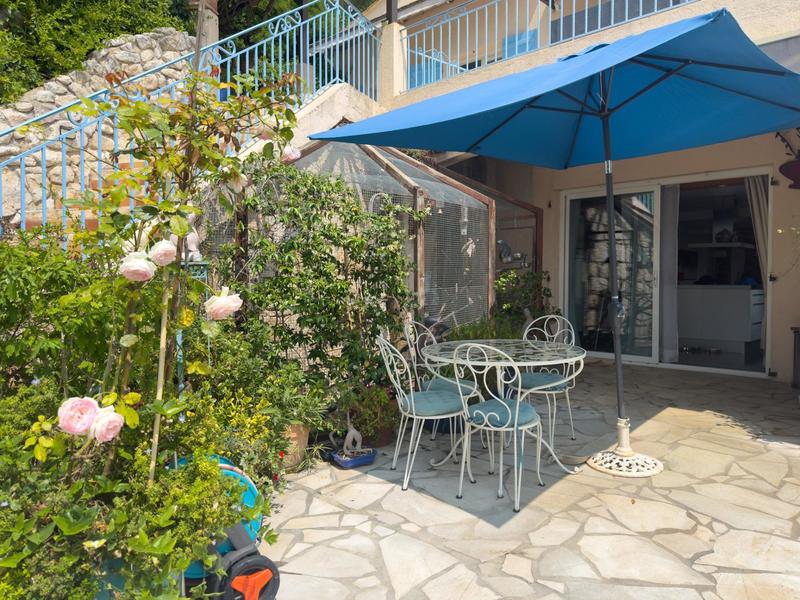 Maison - 204 m² - 6 pièces