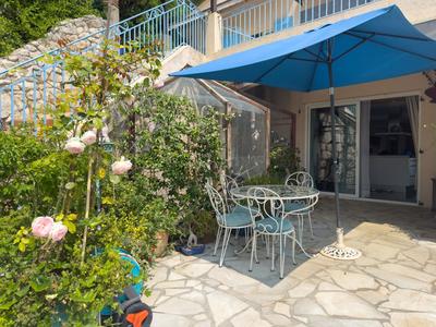 Maison - 204 m² - 6 pièces