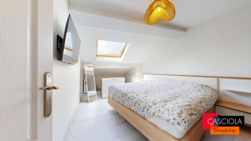 Maison - 111 m² - 5 pièces