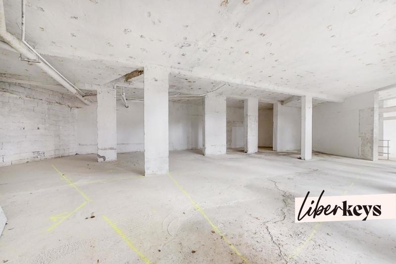 Maison - 232 m² - 1 pièce