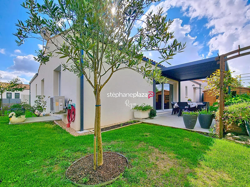 Maison - 104 m² - 4 pièces