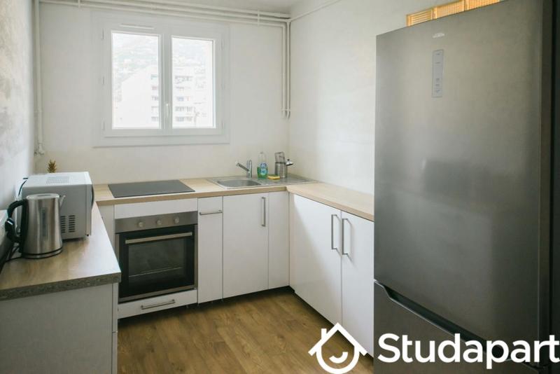 Chambre - 12 m² - 1 pièce