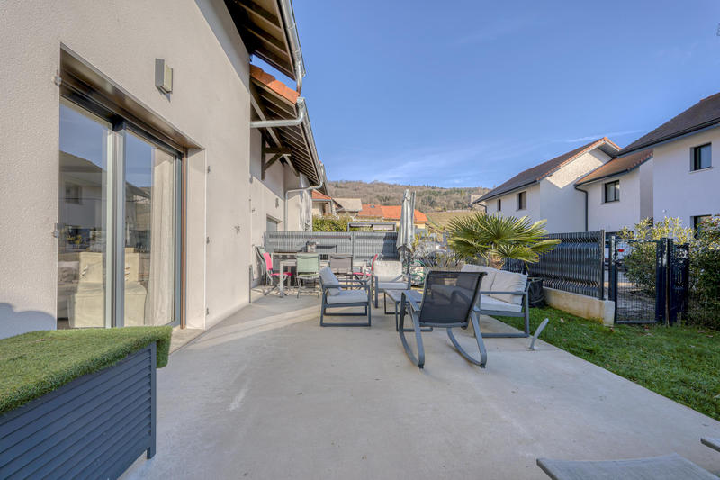 Maison - 85 m² - 4 pièces