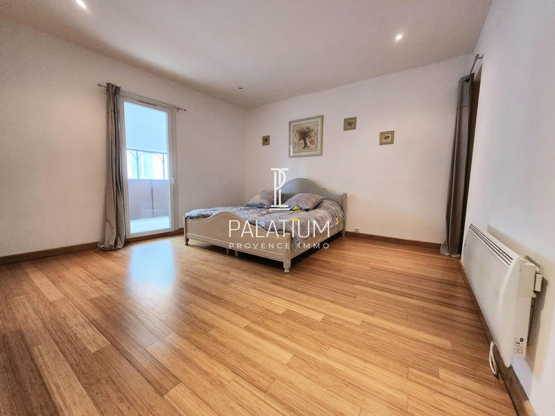 Duplex - 170 m² - 5 pièces