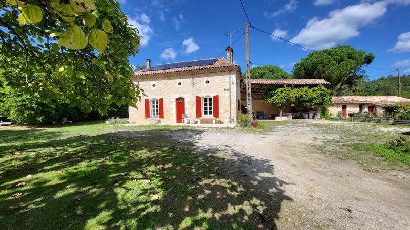 Maison - 175 m² - 8 pièces