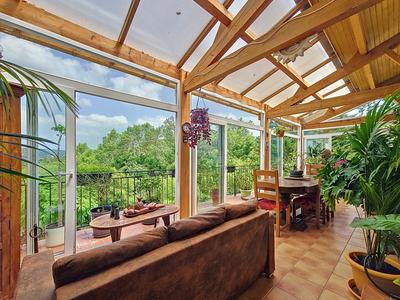 Maison - 182 m² - 5 pièces