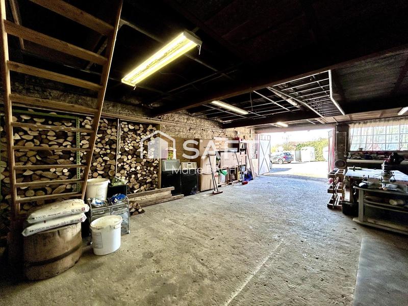 Maison - 240 m² - 5 pièces