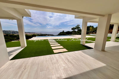 Villa - 400 m² - 5 pièces