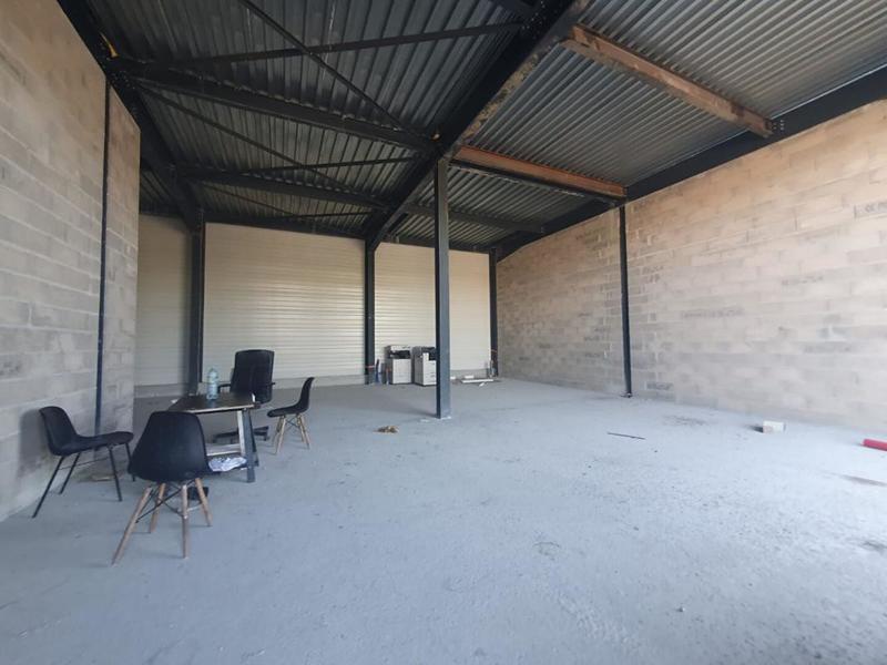 Entrepôt - 125 m²