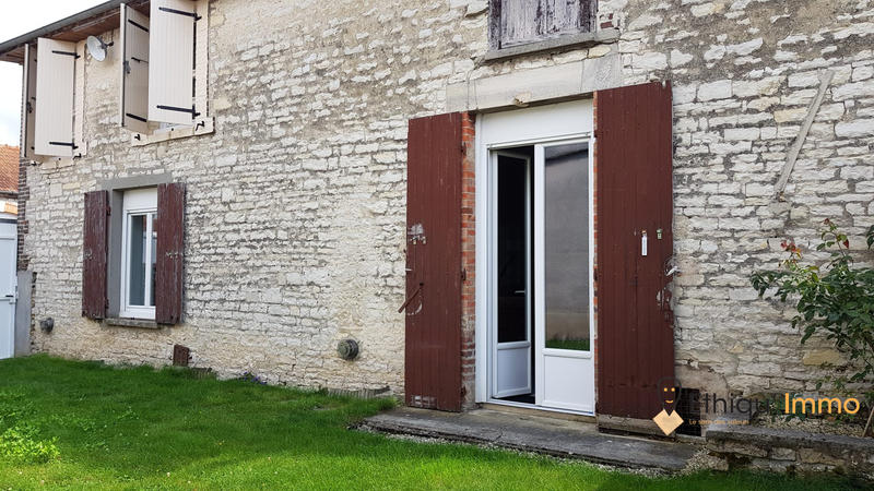 Maison ancienne - 172 m² - 8 pièces