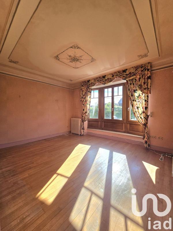 Maison - 200 m² - 8 pièces