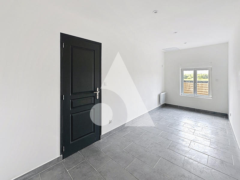 Maison - 180 m² - 6 pièces